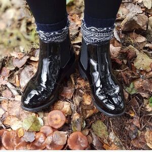 🔥Rare Palmroth Chelsea black Patent Lambs wool ankle boots, size 41